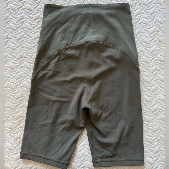 Lululemon Athletica | Blissful Bend High Rise biker shorts Size 2 - Picture 1 of 5